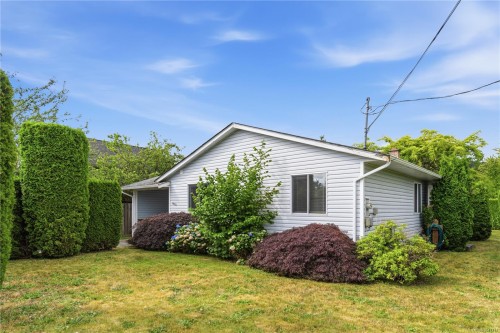 1040 5Th Ave, Ladysmith, BC 