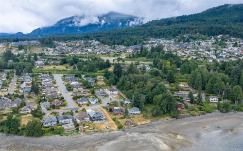401 Chemainus Rd, Ladysmith, BC 