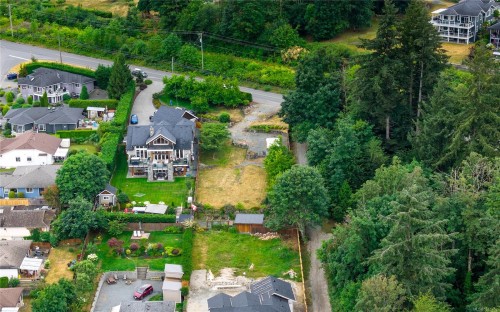 401 Chemainus Rd, Ladysmith, BC 