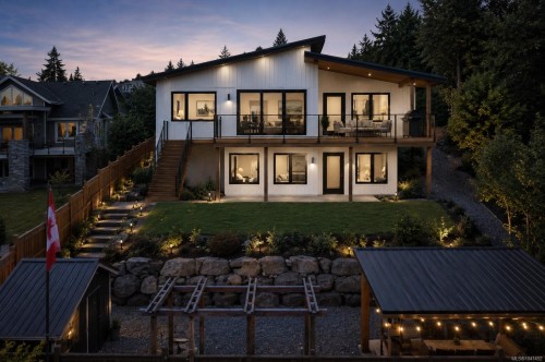 401 Chemainus Rd, Ladysmith, BC 