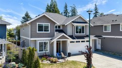 1807 Lifehouse Crt Sooke, BC V9Z 0V1