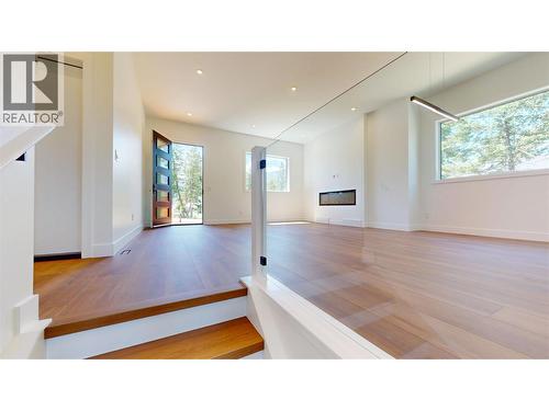 2636 Taynton Trail, Invermere, BC - Indoor