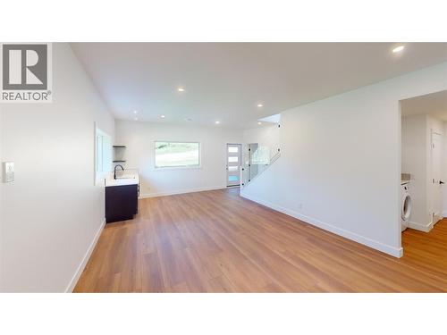 2636 Taynton Trail, Invermere, BC - Indoor Photo Showing Other Room