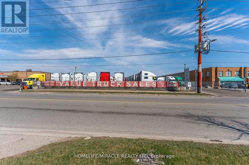6749 Columbus Road, Mississauga, ON 