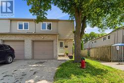 27 - 1396 UPPER OTTAWA STREET  Hamilton, ON L8W 1R1