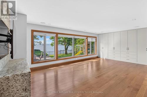 90 Oaklands Park Court, Burlington, ON 