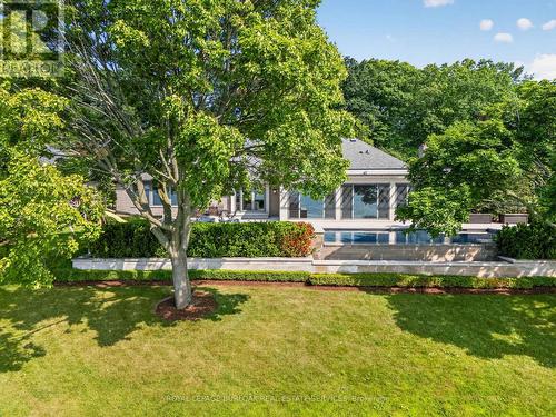 90 Oaklands Park Court, Burlington, ON 