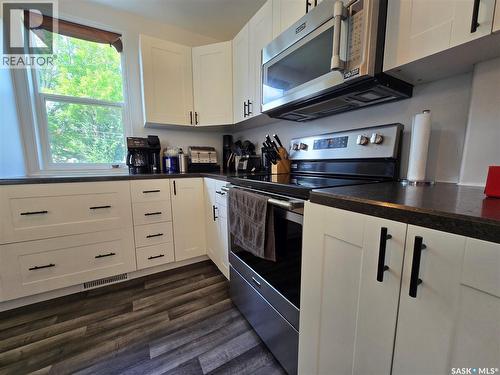 107 9Th Avenue S, Weyburn, SK 