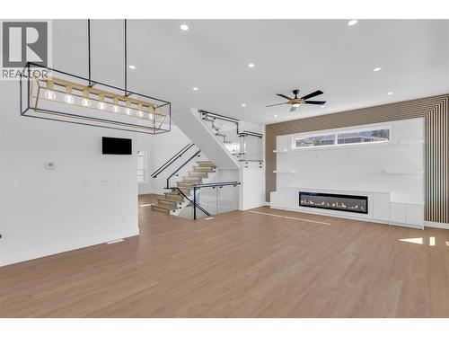 Living Room - 1152 Hume Avenue, Kelowna, BC 