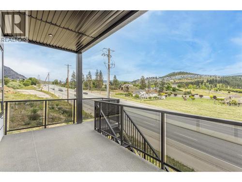 With Stairs to Backyard - 1152 Hume Avenue, Kelowna, BC 