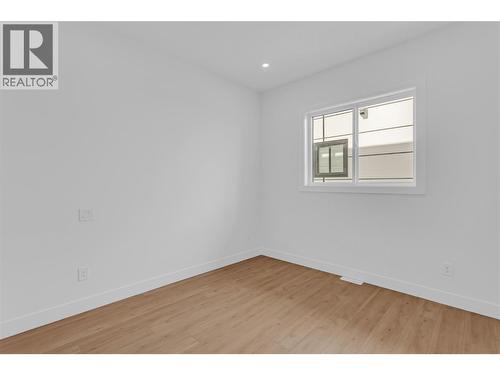 Main Floor Bedroom - 1152 Hume Avenue, Kelowna, BC 