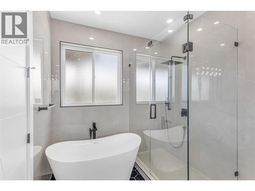 1152 Hume Avenue, Kelowna, BC 