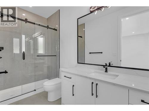 Ensuite - 1152 Hume Avenue, Kelowna, BC 