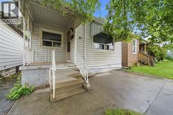 81 CAMBRIDGE Avenue  Hamilton, ON L8H 1T7