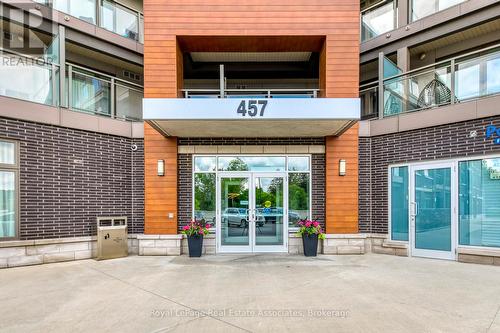 324 - 457 PLAINS ROAD E  Burlington, ON L7T 1H1