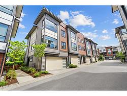 82 20150 81 AVENUE Langley, BC V2Y 3L8