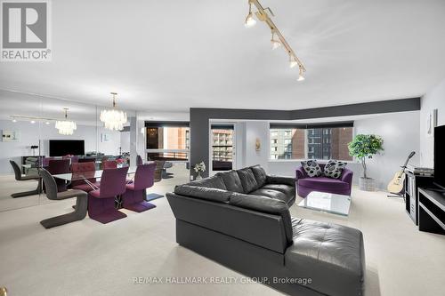 810 - 151 Bay Street, Ottawa, ON 