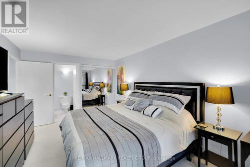 810 - 151 Bay Street, Ottawa, ON 