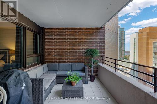 810 - 151 Bay Street, Ottawa, ON 
