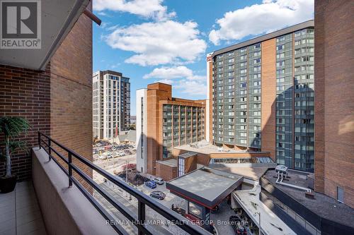 810 - 151 Bay Street, Ottawa, ON 