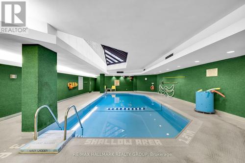 810 - 151 Bay Street, Ottawa, ON 