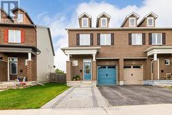 218 AKERSON ROAD  Ottawa, ON K2M 0H7