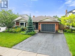 12 STONEBRIDGE GATE  St. Catharines (Grapeview), ON L2S 3N1