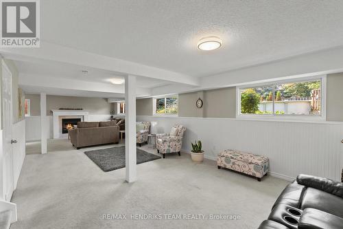 12 Stonebridge Gate, St. Catharines (Grapeview), ON 