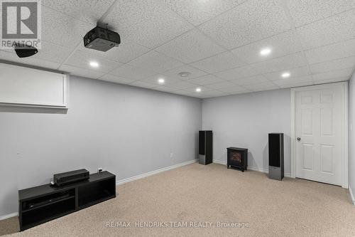 12 Stonebridge Gate, St. Catharines (Grapeview), ON 