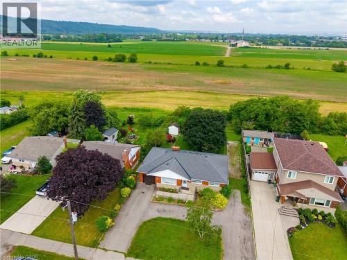 249 MCNEILLY Road  Stoney Creek, ON L8E 5H2