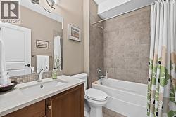 Full bathroom on main level - 