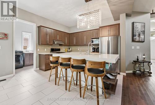 196 MAPLE BUSH DRIVE  Cambridge, ON N1T 0B7