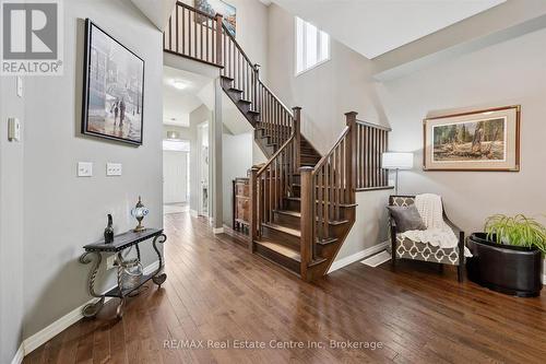 196 Maple Bush Drive, Cambridge, ON 