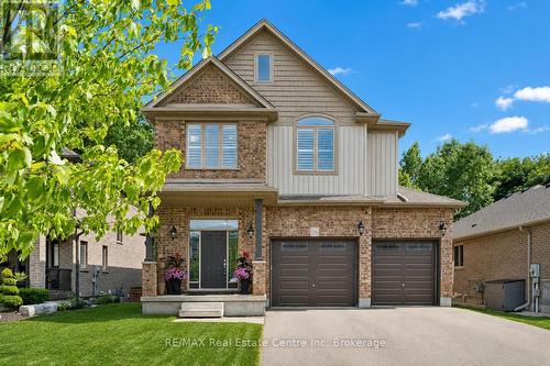 196 Maple Bush Drive, Cambridge, ON 