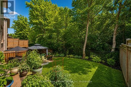 196 Maple Bush Drive, Cambridge, ON 