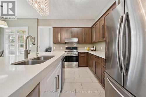 196 Maple Bush Drive, Cambridge, ON 