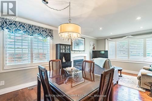 2084 Edinburgh Drive, Burlington, ON 