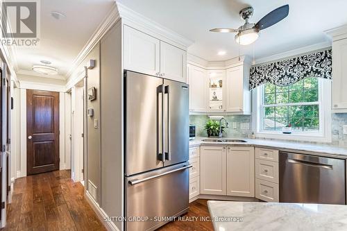 2084 Edinburgh Drive, Burlington, ON 