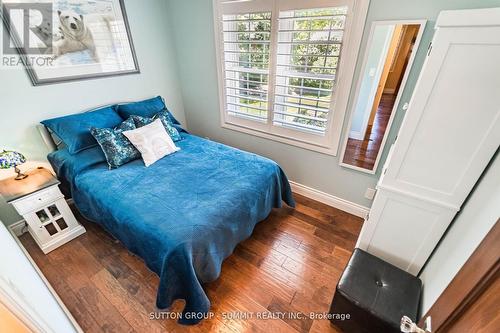 2084 Edinburgh Drive, Burlington, ON 
