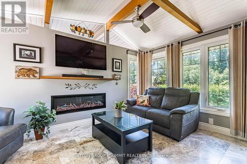 2084 Edinburgh Drive, Burlington, ON 