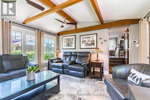 2084 Edinburgh Drive, Burlington, ON 