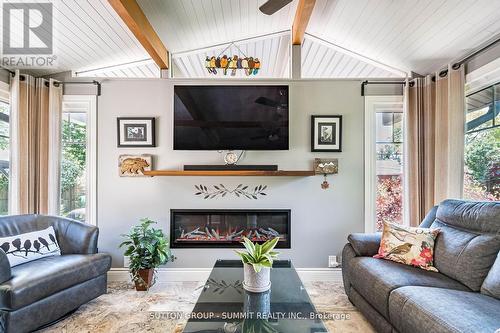 2084 Edinburgh Drive, Burlington, ON 