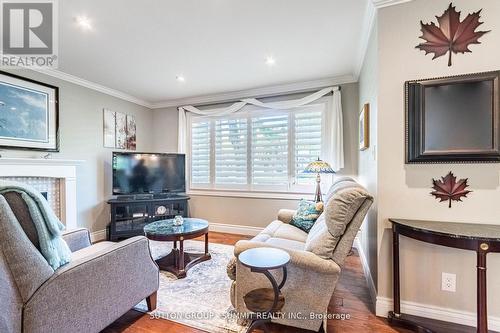 2084 Edinburgh Drive, Burlington, ON 