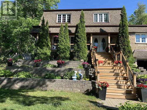 645 HATTON AVENUE  Selwyn, ON K0L 1H0