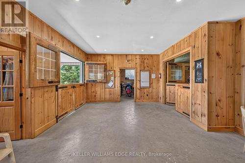 564 8Th Concession Road E, Hamilton, ON 