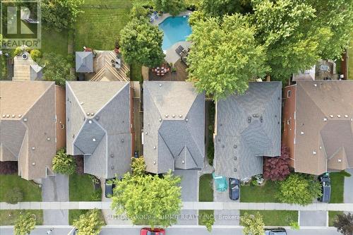 3967 Beacham Street, Mississauga, ON 