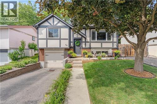 64 CINDY Avenue  Cambridge, ON N3C 3J2