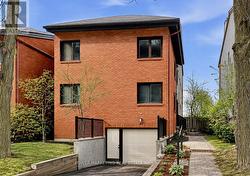 G - 37 ROBINSON AVENUE  Ottawa, ON K1N 8N8
