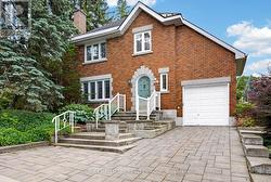 234 OLD IRVING PLACE  Ottawa, ON K1Y 1Z8