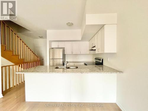 157 Danzatore Path, Oshawa, ON 